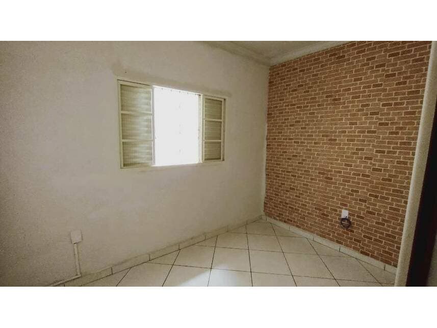 Foto 10 de 13: Casa em leilão em São José Dos Campos - SP — Casa à venda em leilão