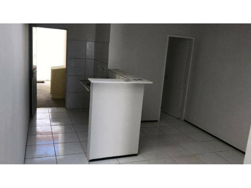 Foto 4 de 9: Casa em leilão em Maracanaú - CE — Casa à venda em leilão