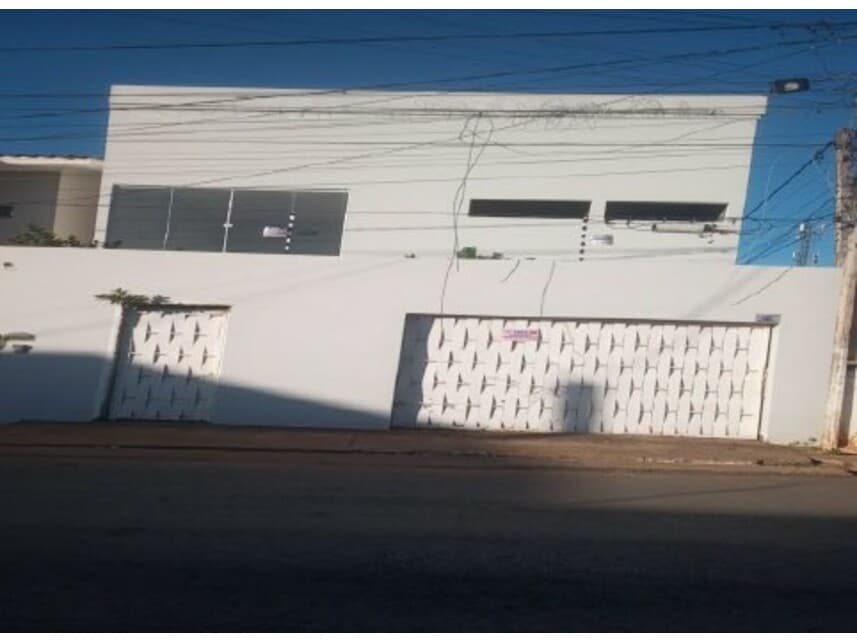 Casa em leilão em Barreiras - BA — Casa à venda em leilão