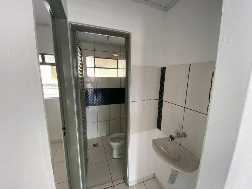 Foto 11 de 16: Casa em leilão em Cuiabá - MT — Casa à venda em leilão