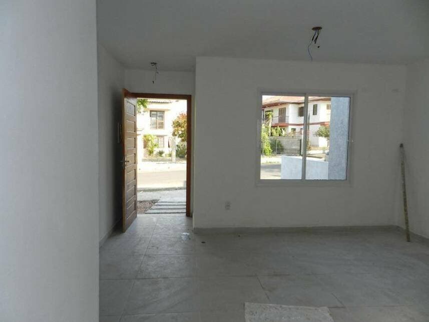 Foto 6 de 10: Casa em leilão em Viamão - RS — Casa à venda em leilão