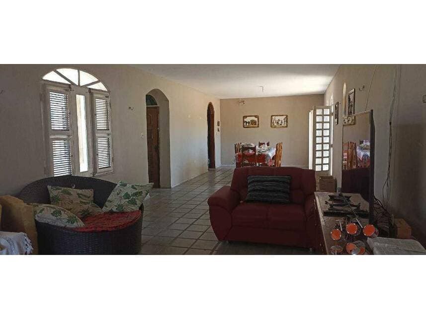 Foto 2 de 25: Casa em leilão em Aracati - CE — Casa à venda em leilão