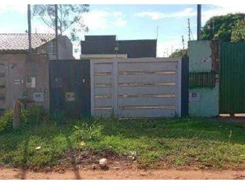 Casa em leilão em Campo Grande - MS — Casa à venda em leilão