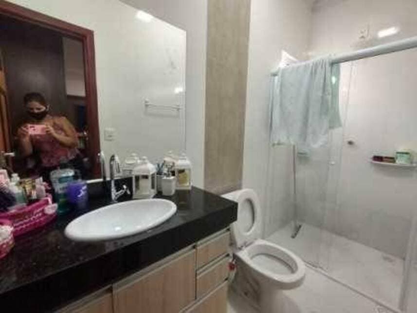 Foto 9 de 13: Casa em leilão em Caldas Novas - GO — Casa à venda em leilão