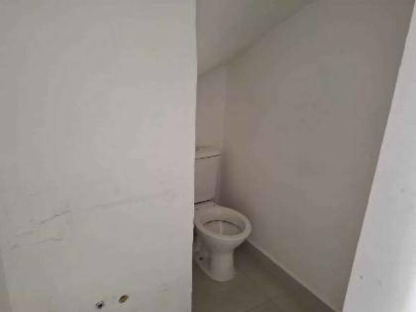 Foto 8 de 11: Casa em leilão em Guarujá - SP — Casa à venda em leilão