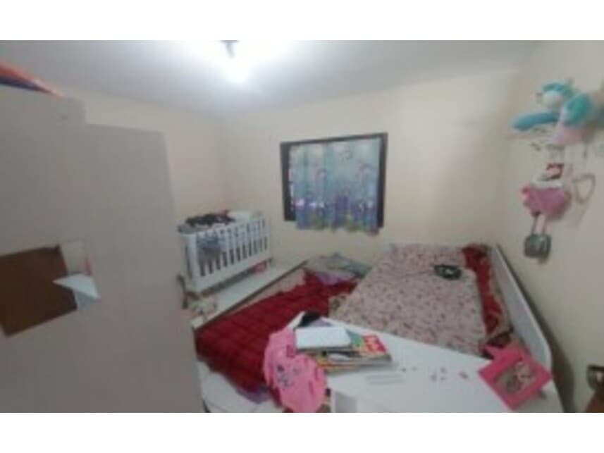 Foto 4 de 9: Casa em leilão em Taboão Da Serra - SP — Casa à venda em leilão