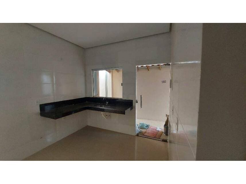 Foto 12 de 26: Casa em leilão em Montes Claros - MG — Casa à venda em leilão