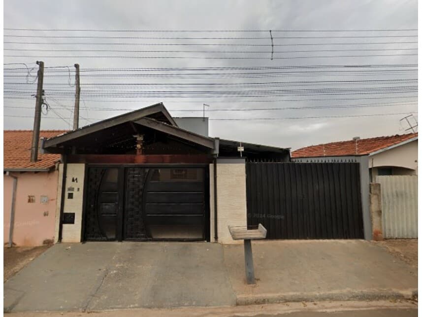 Foto 1 de 11: Casa em leilão em Leme - SP — Casa à venda em leilão