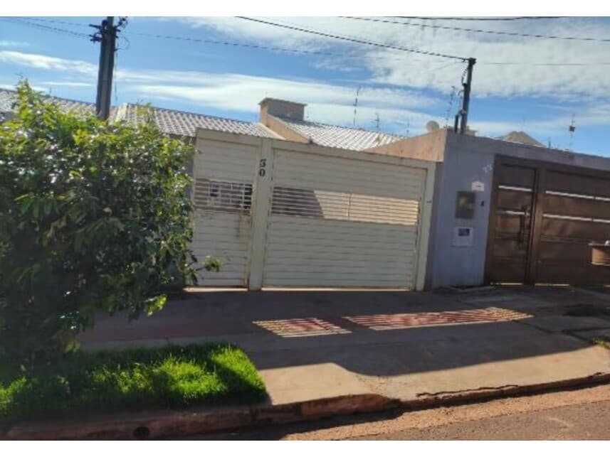 Casa em leilão em Campo Grande - MS — Casa à venda em leilão