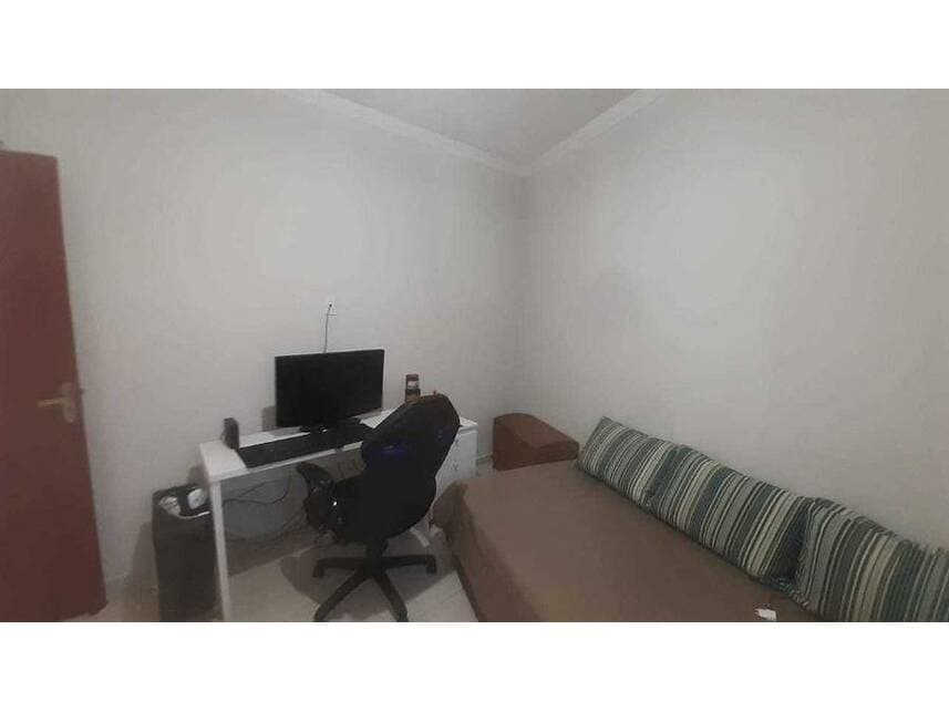 Foto 18 de 34: Casa em leilão em Rio Das Ostras - RJ — Casa à venda em leilão
