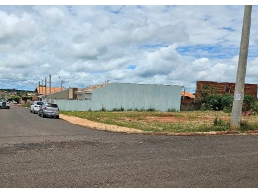 Foto 2 de 2: Terreno em leilão em Piacatu - SP — Terreno à venda em leilão