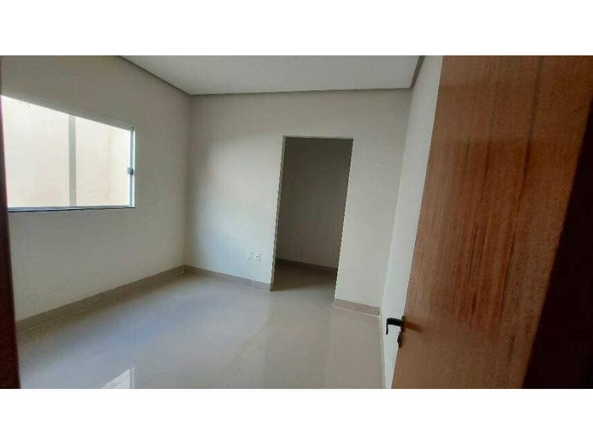 Foto 11 de 26: Casa em leilão em Montes Claros - MG — Casa à venda em leilão