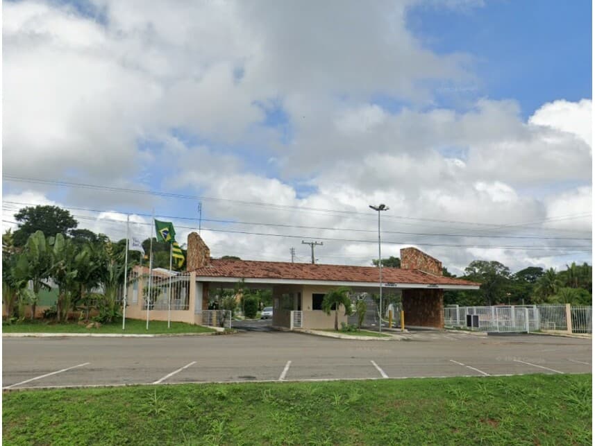Casa em leilão em Caldas Novas - GO — Casa à venda em leilão