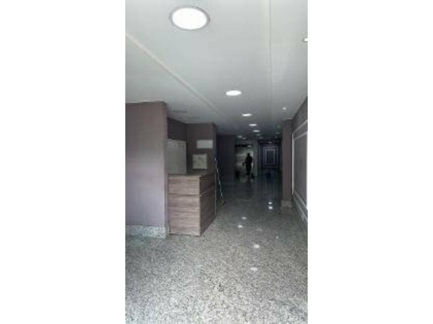 Foto 2 de 4: Comercial em leilão em Itaperuna - RJ — Sala Comercial à venda em leilão