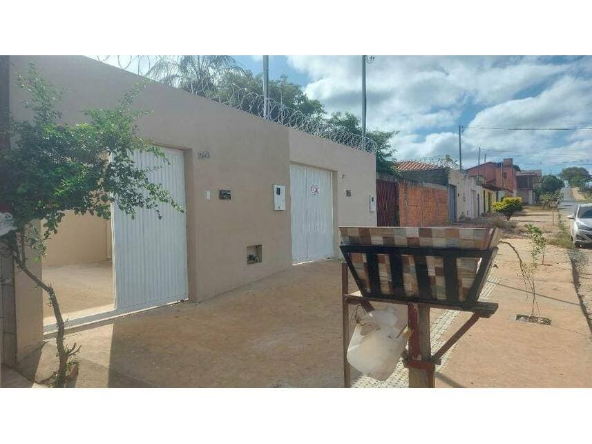 Foto 4 de 26: Casa em leilão em Montes Claros - MG — Casa à venda em leilão
