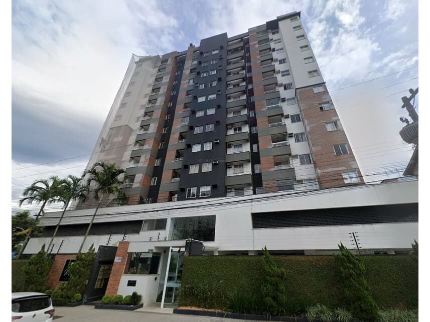 Apartamento em leilão em Joinville - SC — Apartamento à venda em leilão