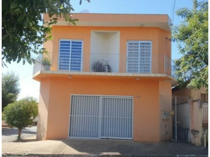 Foto 1 de 2: Casa em leilão em Carlópolis - PR — Casa à venda em leilão