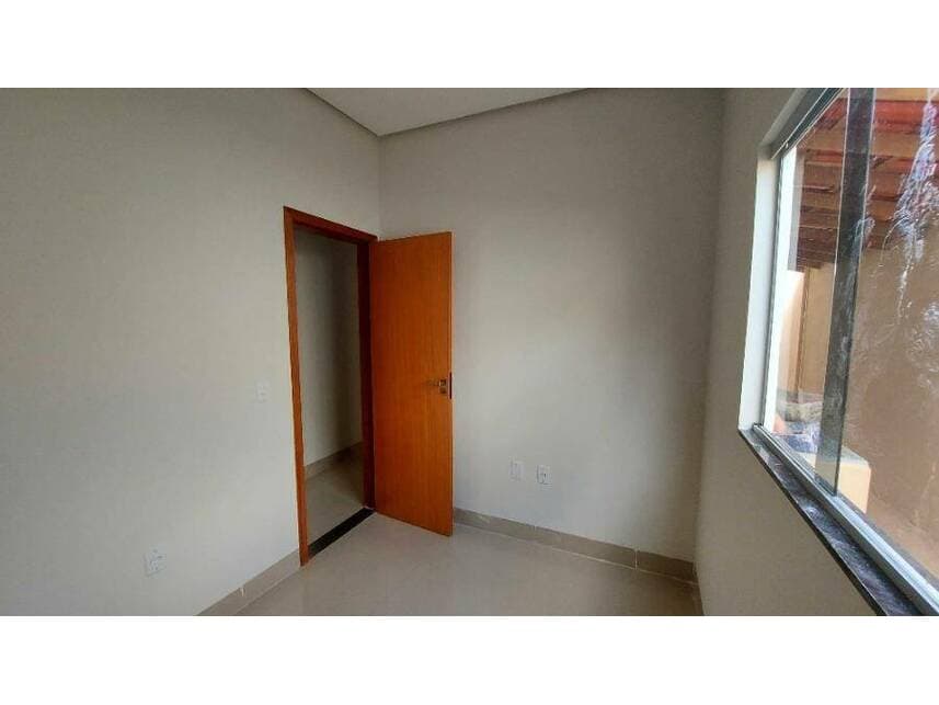 Foto 17 de 26: Casa em leilão em Montes Claros - MG — Casa à venda em leilão