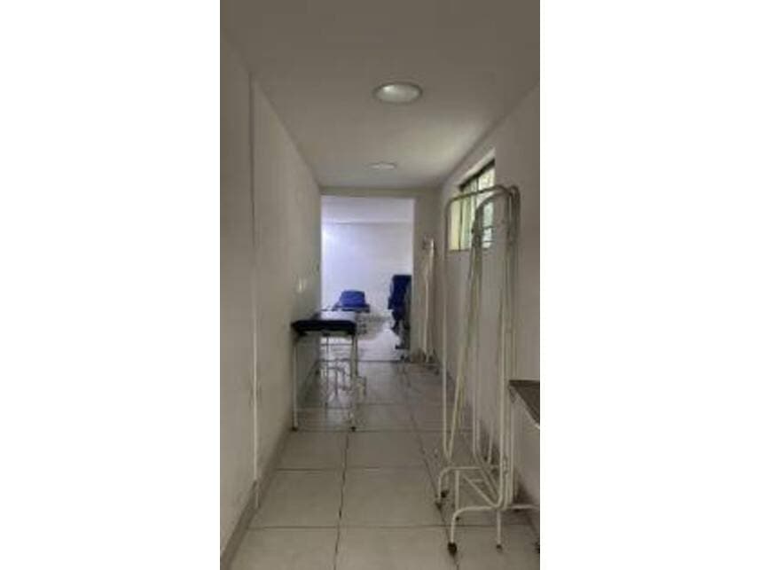 Foto 4 de 4: Comercial em leilão em Itaperuna - RJ — Sala Comercial à venda em leilão