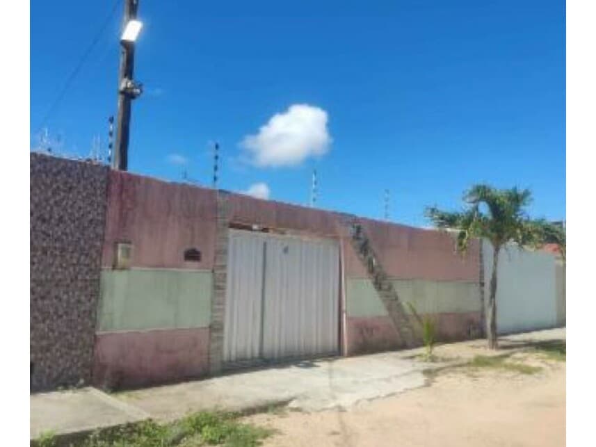 Casa em leilão em São Gonçalo Do Amarante - RN — Casa à venda em leilão
