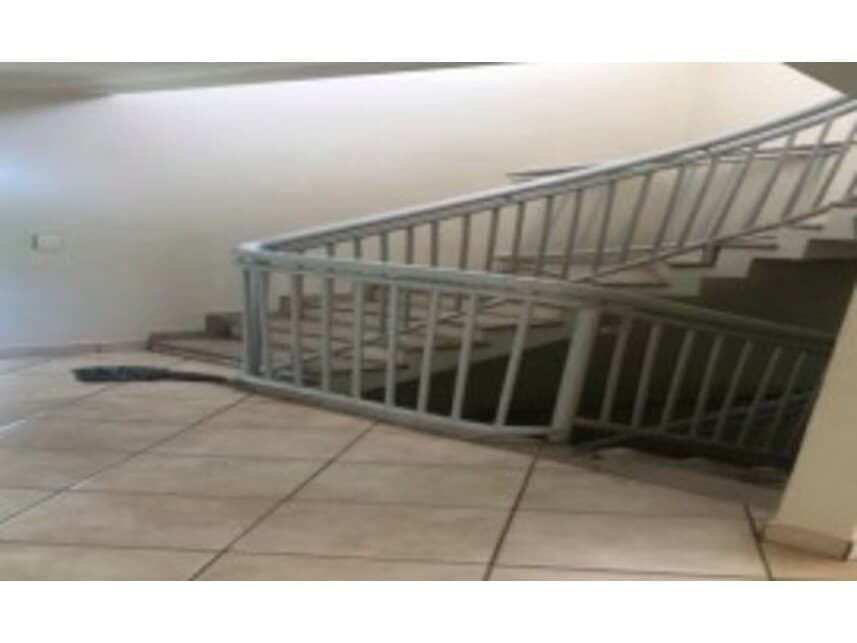 Foto 6 de 13: Casa em leilão em Goiânia - GO — Casa à venda em leilão