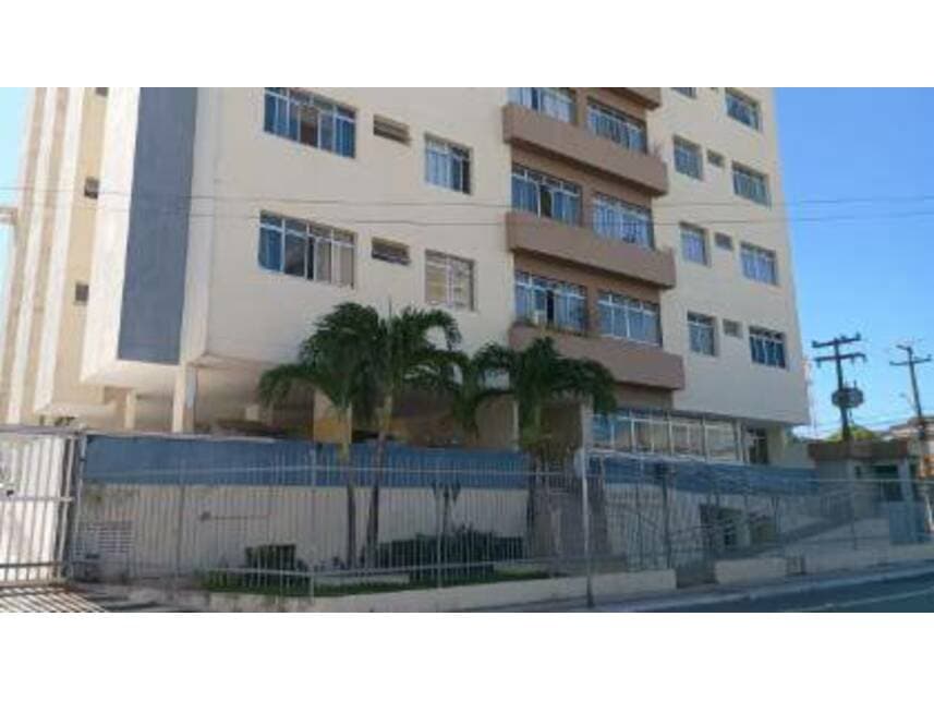 Apartamento em leilão em Aracaju - SE — Apartamento à venda em leilão