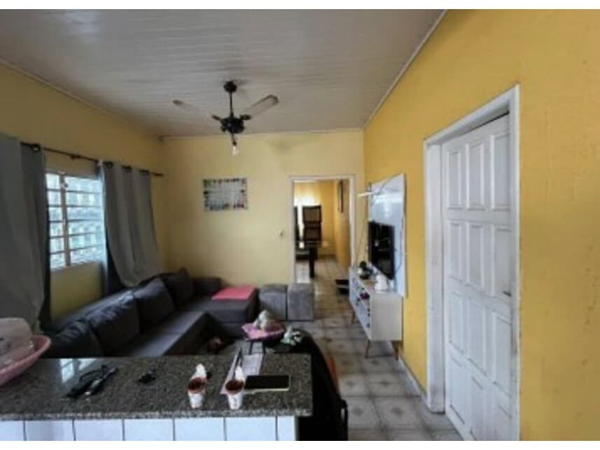 Foto 5 de 16: Casa em leilão em Várzea Grande - MT — Casa à venda em leilão