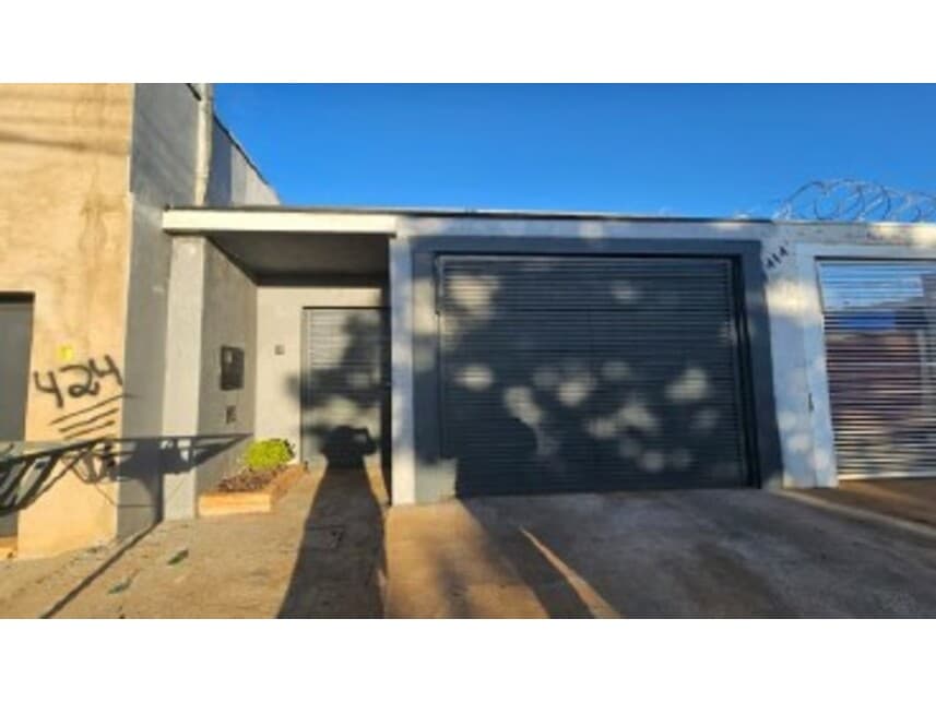 Casa em leilão em Uberlândia - MG — Casa à venda em leilão