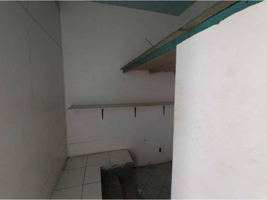 Foto 4 de 4: Comercial em leilão em Salvador - BA — Loja à venda em leilão