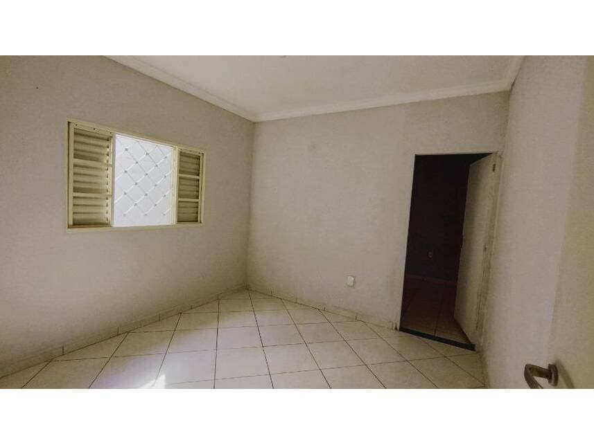 Foto 11 de 13: Casa em leilão em São José Dos Campos - SP — Casa à venda em leilão