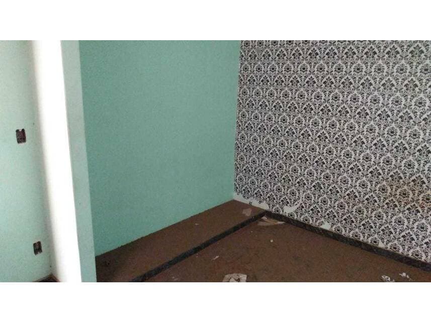 Foto 10 de 12: Casa em leilão em Uberaba - MG — Casa à venda em leilão