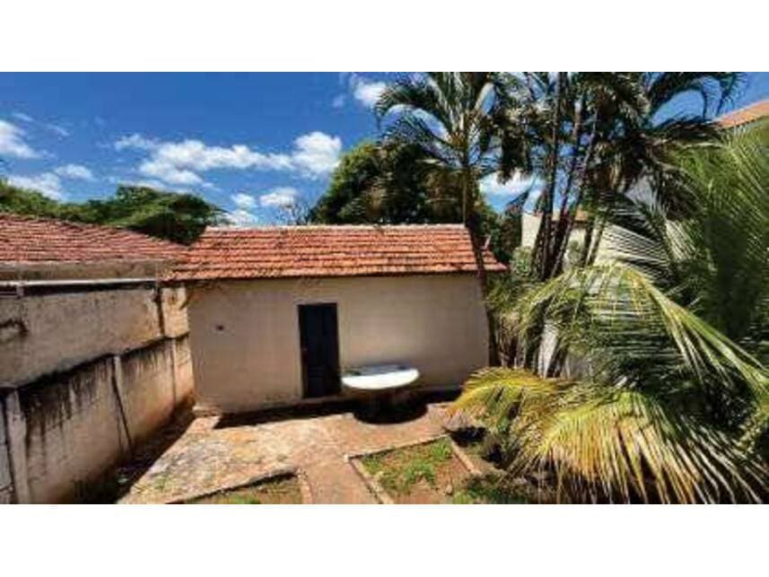 Foto 5 de 8: Casa em leilão em Mirassol - SP — Casa à venda em leilão