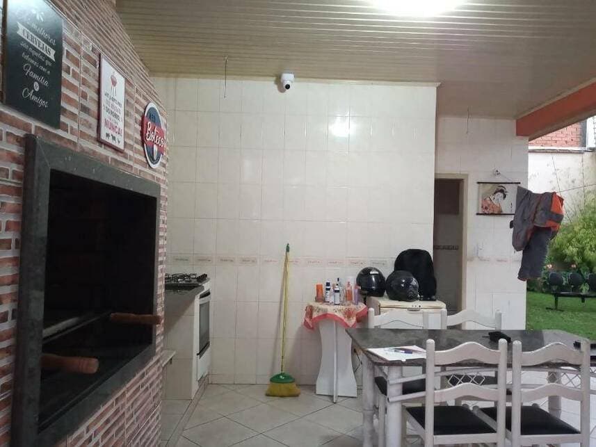Foto 14 de 15: Casa em leilão em Paranaguá - PR — Casa à venda em leilão