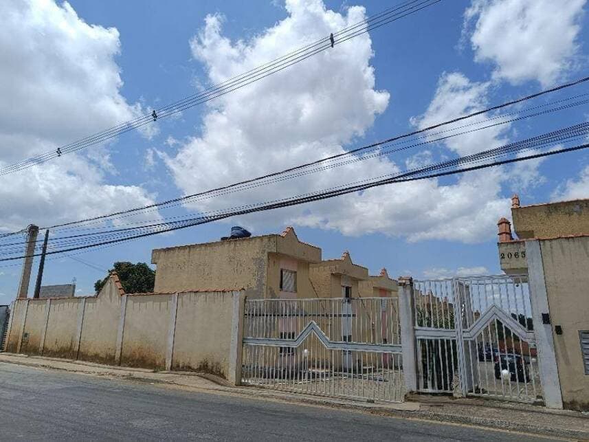 Casa em leilão em Suzano - SP — Casa à venda em leilão