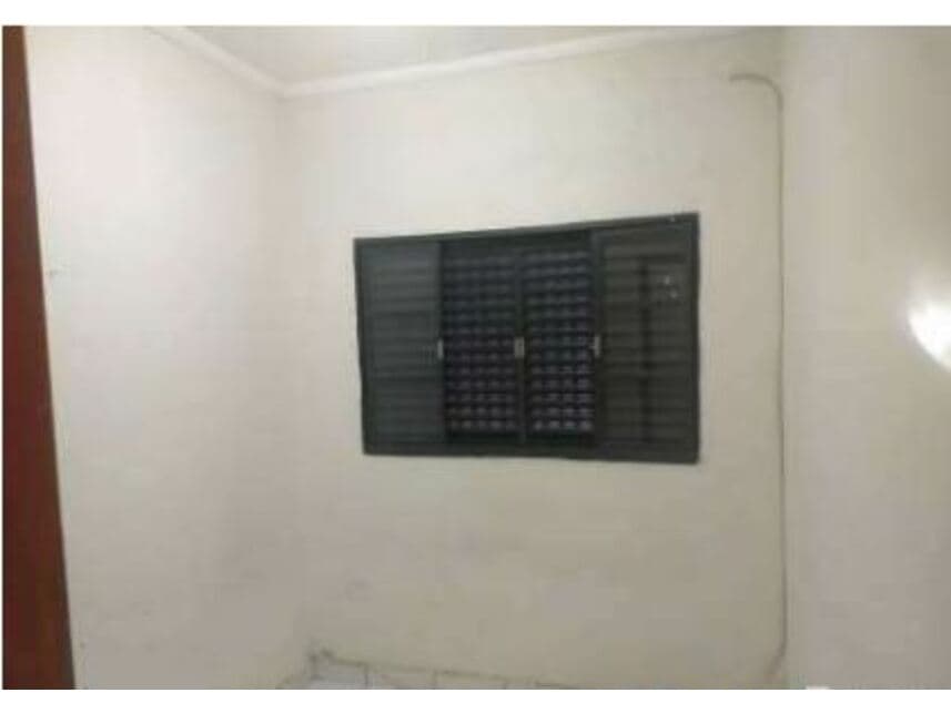 Foto 6 de 13: Casa em leilão em Guarulhos - SP — Casa à venda em leilão