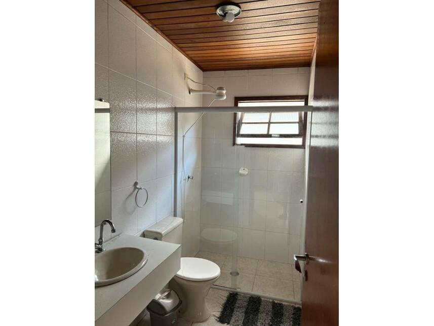 Foto 14 de 16: Casa em leilão em Caraguatatuba - SP — Casa à venda em leilão