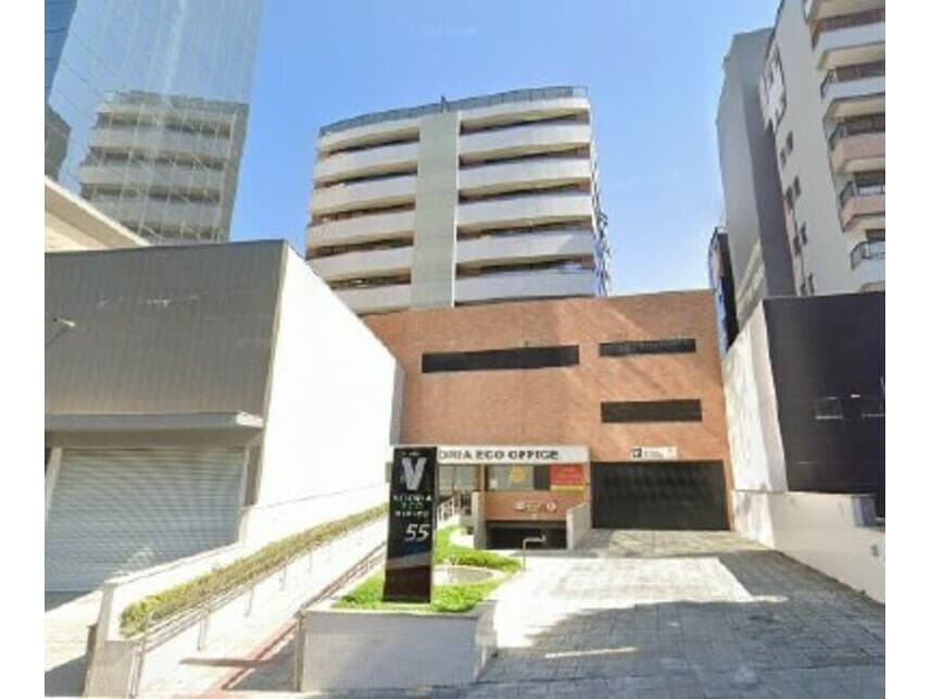 Comercial em leilão em Florianópolis - SC — Sala Comercial à venda em leilão