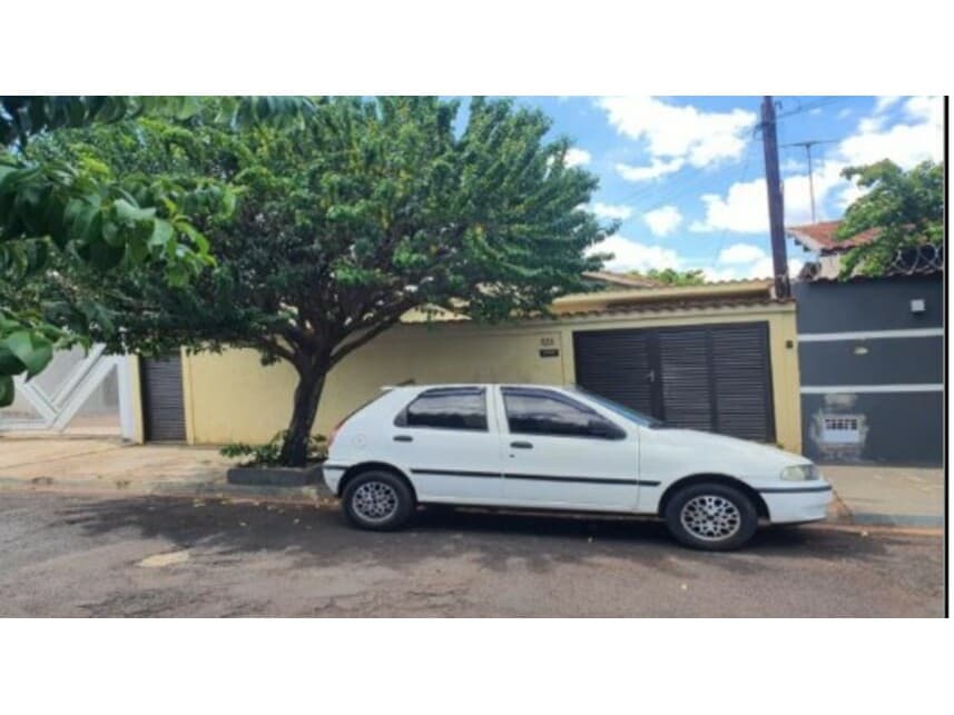 Foto 1 de 10: Casa em leilão em Jardinópolis - SP — Casa à venda em leilão