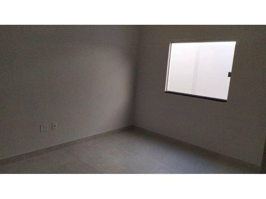Foto 9 de 11: Casa em leilão em Montes Claros - MG — Casa à venda em leilão