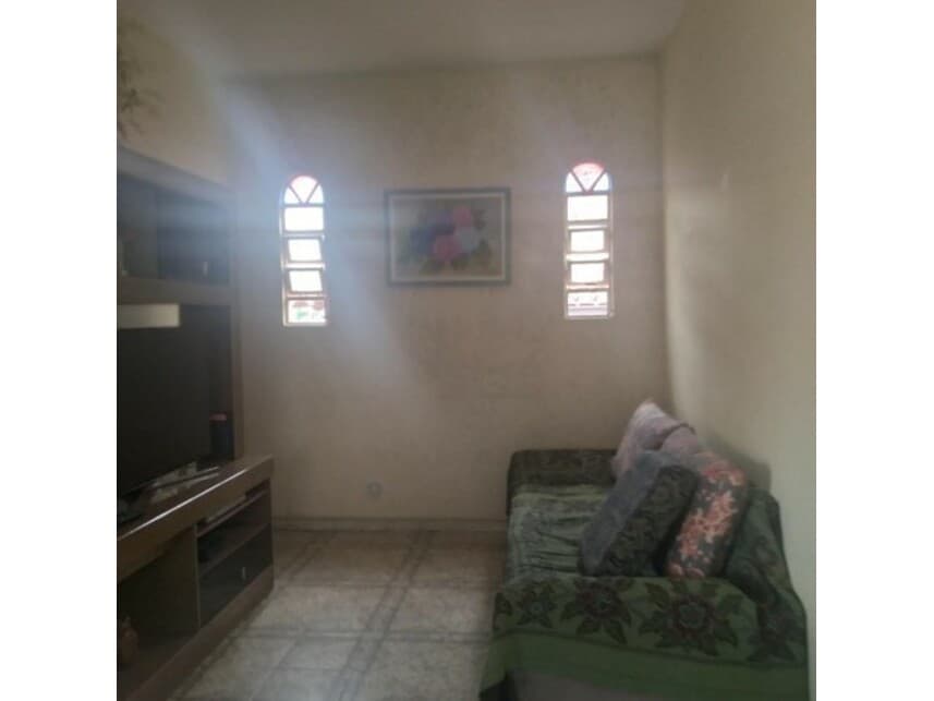 Foto 3 de 10: Casa em leilão em Contagem - MG — Casa à venda em leilão