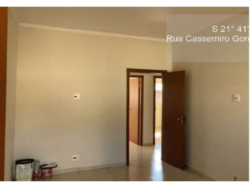 Foto 3 de 7: Casa em leilão em Lins - SP — Casa à venda em leilão