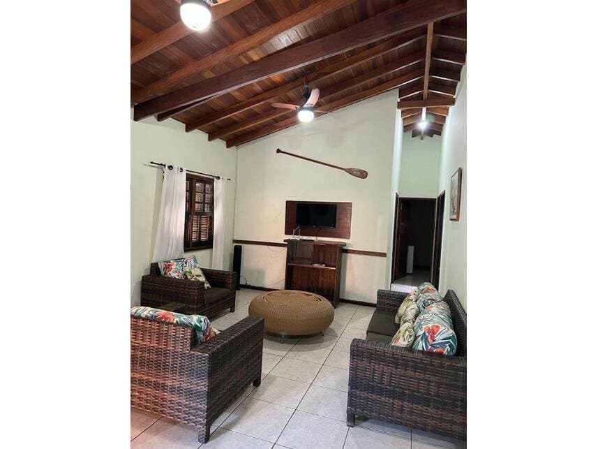 Foto 8 de 16: Casa em leilão em Caraguatatuba - SP — Casa à venda em leilão