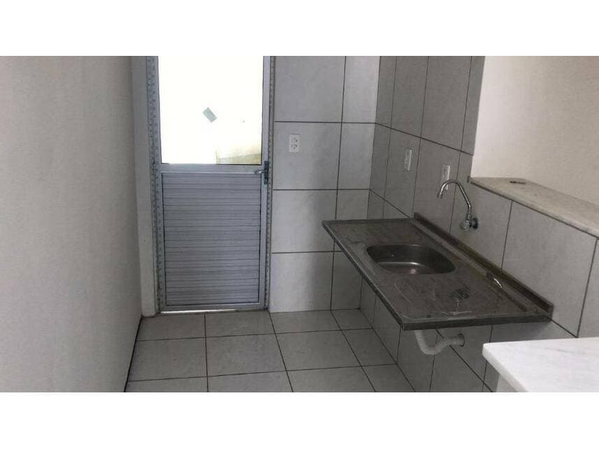 Foto 5 de 9: Casa em leilão em Maracanaú - CE — Casa à venda em leilão