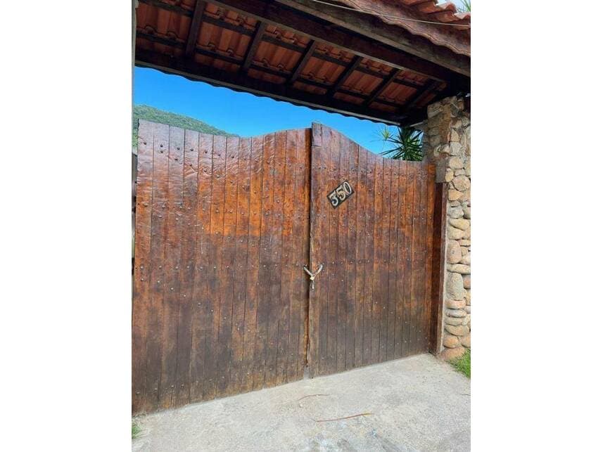 Foto 5 de 16: Casa em leilão em Caraguatatuba - SP — Casa à venda em leilão