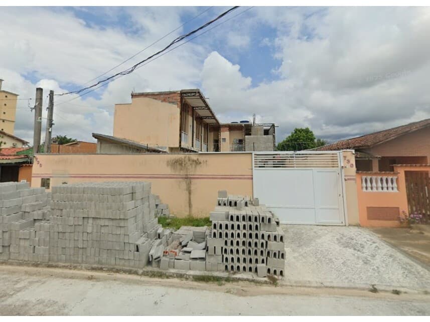 Casa em leilão em Caraguatatuba - SP — Casa à venda em leilão