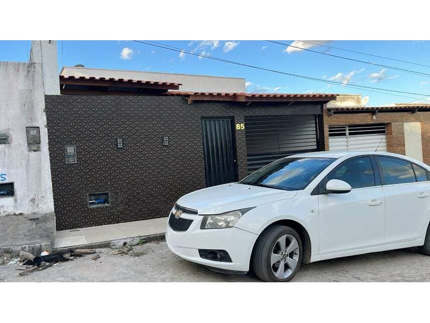 Foto 1 de 3: Casa em leilão em Serrinha - BA — Casa à venda em leilão
