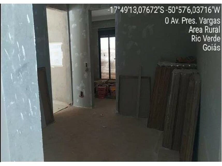 Foto 8 de 12: Casa em leilão em Rio Verde - GO — Casa à venda em leilão