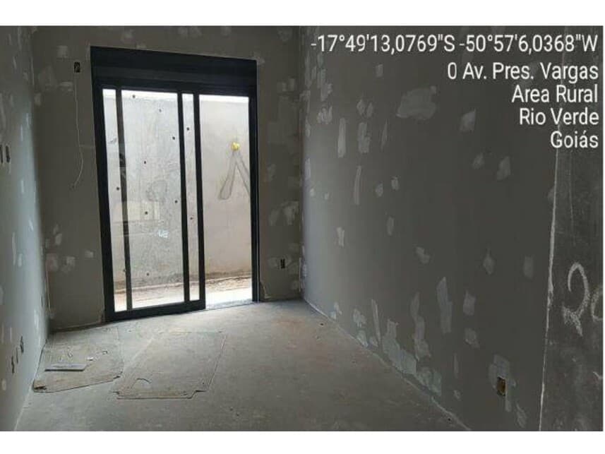 Foto 7 de 12: Casa em leilão em Rio Verde - GO — Casa à venda em leilão