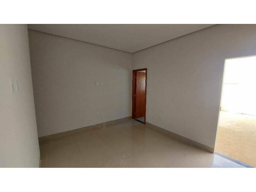 Foto 16 de 26: Casa em leilão em Montes Claros - MG — Casa à venda em leilão