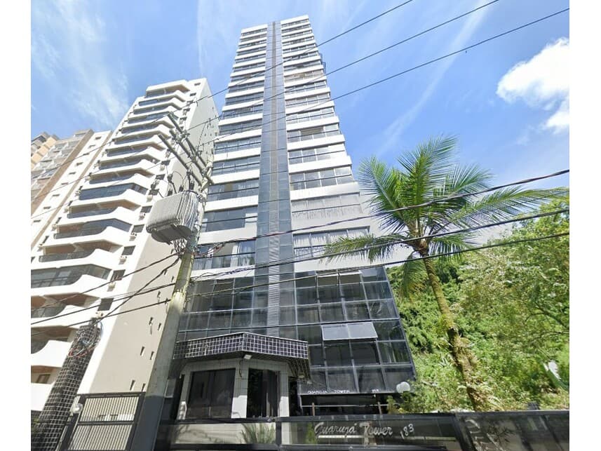 Apartamento em leilão em Guarujá - SP — Apartamento à venda em leilão